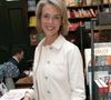 "il serait le seul de sa classe, évidemment, mais je ne veux pas qu’il se sente mis à l’écart, ostracisé à cause de ça. Et pour autant, il y a des écrans chez nous, comme partout", a-t-elle confié.

Julie Andrieu - Guillaume Gallienne dédicace son livre "Le buveur de brume" à la Galerie Galignani à Paris, France, le 13 Mai 2025. © Bertrand Rindoff / Bestimage