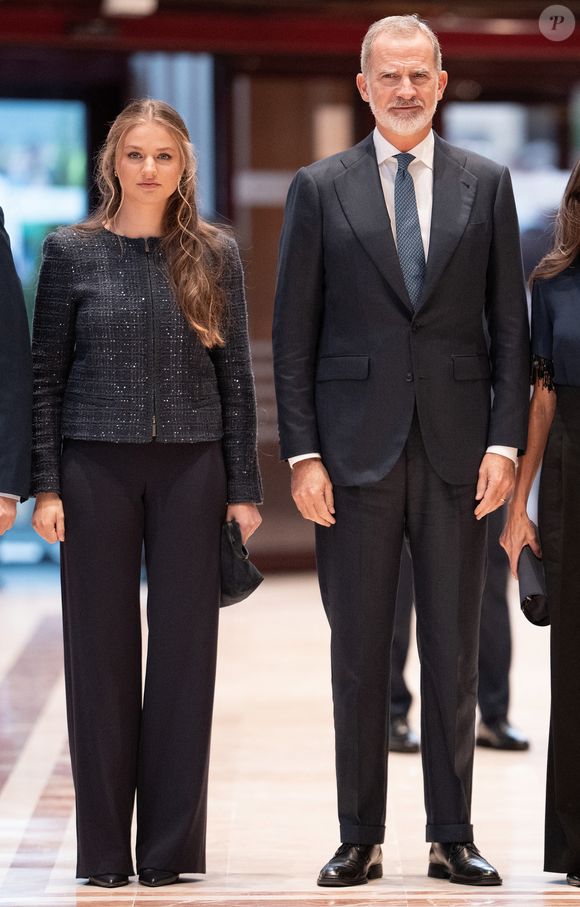 Le roi Felipe VI, la reine Letizia, la princesse héritière Leonor et la princesse Sofia assistent au concert de clôture de la 33ème Semaine musicale à Oviedo. Photo by LALO YASKY / BESTIMAGE