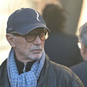 "Je ne m’y suis pas fait encore pour tout vous dire" a-t-il déclaré, lui qui peine à se faire à l'idée que Michel Blanc ne soit plus parmi nous.

Thierry Lhermitte quittant la cérémonie des funérailles de l'acteur français Michel Blanc à l'église Saint Eustache à Paris, France, le 10 octobre 2024. Il est décédé le 4 octobre à la suite d'une crise cardiaque consécutive à un choc anaphylactique. Michel Blanc était connu pour son rôle du célibataire maladroit Jean-Claude Dusse dans le film "Les Bronzés" de 1978. Photo par Franck Castel/ABACAPRESS.COM