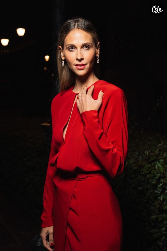 Ophélie Meunier aux arrivées du défilé Messika Collection Femme Prêt-à-Porter Printemps/Eté 2026 lors de la Fashion Week de Paris (PFW), au Musée des Arts décoratifs, à Paris, France, le 13 octobre 2025. © Pierre Perusseau/Bestimage
