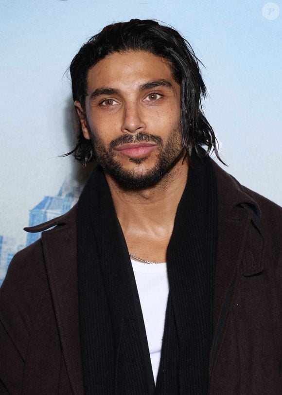 Il a ainsi pu partager sa propre version de "The Night We Met" avec ses abonnés.

Nassim Lyes - Avant-première du film "Le rêve américain" au cinéma UGC Bercy de Paris le 5 février 2026. © Denis Guignebourg/Bestimage