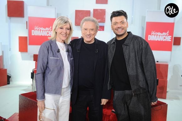 Exclusif - Chantal Ladesou, Michel Drucker et Kev Adams lors de l'enregistrement de l'émission Vivement dimanche au studio Rive gauche, présentée par M.Drucker et diffusée le 4 octobre sur France 3, à Paris, France, le 30 septembre 2026. © Guillaume Gaffiot/Bestimage