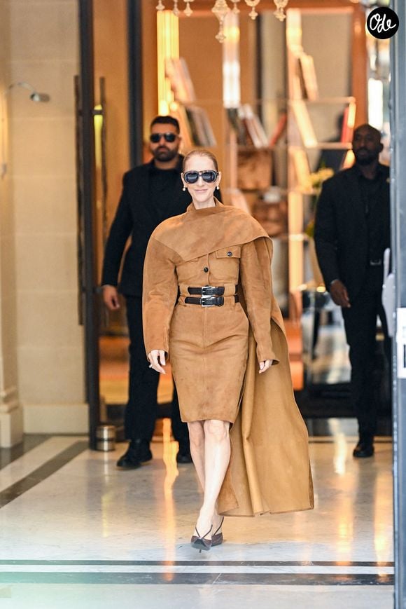 Un message dans lequel l'interprète exprime sa gratitude après plusieurs semaines de spectacles dans la capitale. 

Céline Dion aperçue à la sortie de l’hôtel Royal Monceau, en direction de la Plenitude Arena, pour son avant-dernière date de sa série de concert dans la capitale française, à Paris, France, le 16 octobre 2026. © Pierre Perusseau/Bestimage