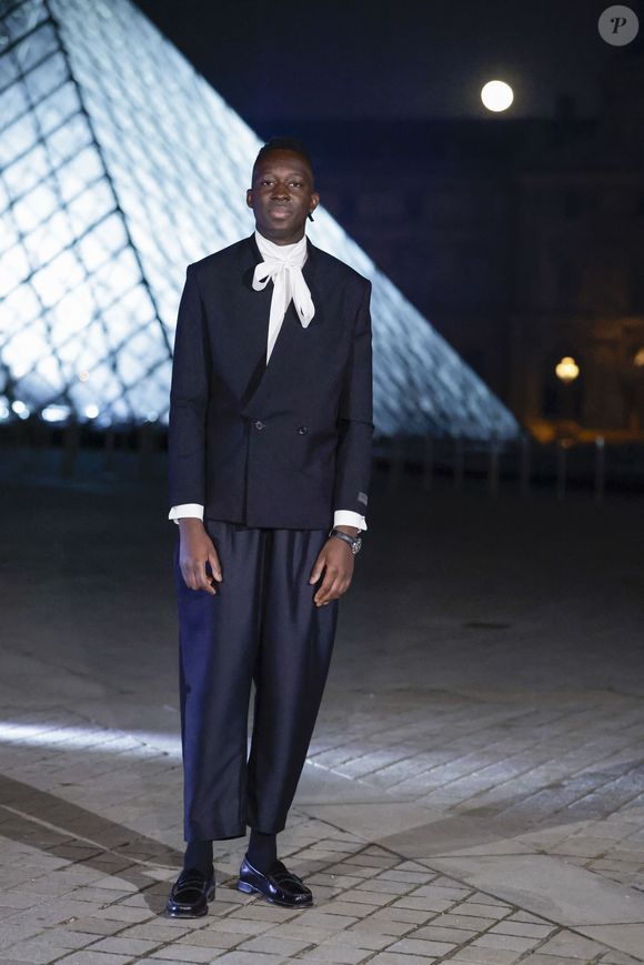 Mory Sacko - Arrivées au Grand Dîner du Louvre 2026 à Paris pendant la fashion week Prêt à Porter femme automne/hiver 2026-2027 (PFW)
 

 
© Olivier Borde / Bestimage