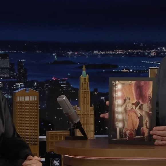 Pamela Anderson invitée sur le plateau de l'émission de Jimmy Fallon sur NBC