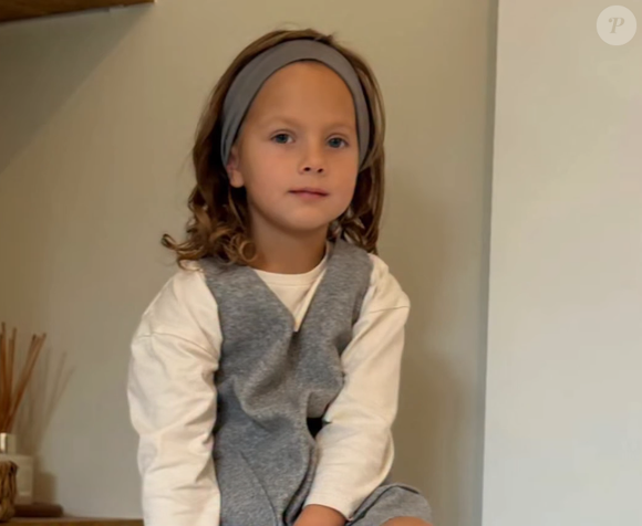 Alba, la fille de Camille Santoro (Familles nombreuses), a fait une bêtise : elle s'est rasé une partie de la tête.