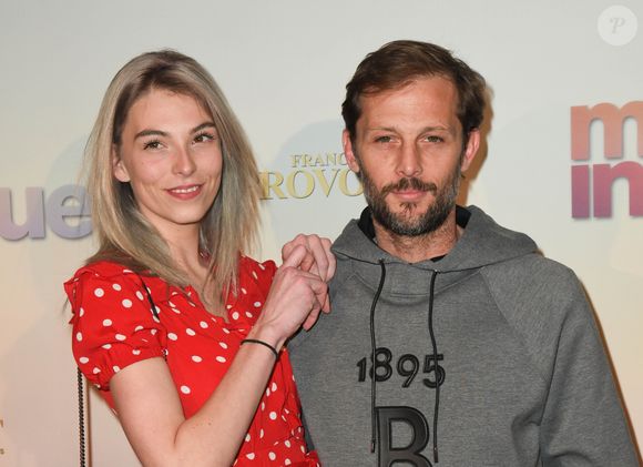 Nicolas Duvauchelle et sa nouvelle compagne Chloé Roy - Avant-première du film "Mon Inconnue" au cinéma UGC Normandie à Paris le 1er avril 2019. © Coadic Guirec/Bestimage
