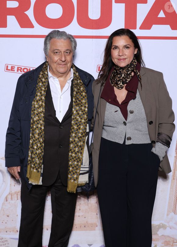 Christian Clavier et sa femme Isabelle de Araujo - Avant-première du film "Le Routard" au cinéma Max Linder à Paris le 24 mars 2025. © Denis Guignebourg/Bestimage