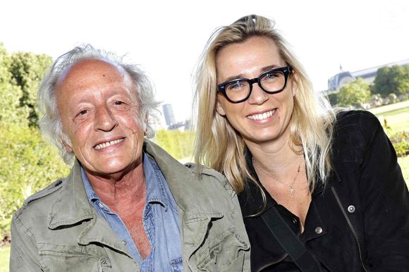 Didier Barbelivien avec sa femme Laure a l'inauguration de la 35e fete foraine des Tuileries au Jardin des Tuileries a Paris, France, le 24 juin 2018. Photo par Vim/ABACAPRESS.COM