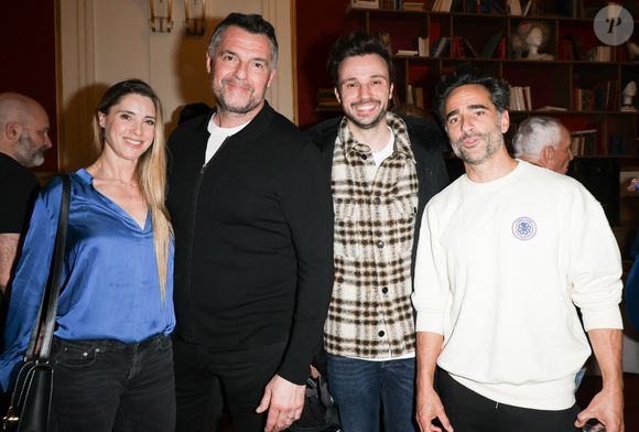 Arnaud Ducret est venu avec sa femme Claire

Exclusif -  Arnaud Ducret et sa femme Claire Francisci, Tom Villa et Florent Peyre - 50ème de la pièce "Lyly" avec M. Bernier et F. Perrin au théâtre de Paris le 27 mars 2025. © Coadic Guirec/Bestimage
