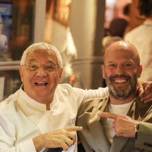 Jason Statham au "Mamo Michelangelo", restaurant d'Antibes prisé par les stars @Facebook