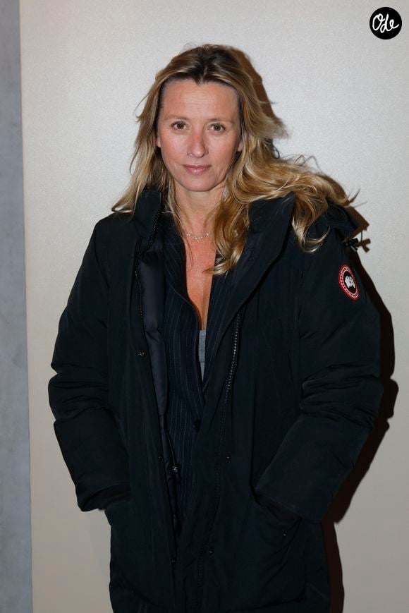 En transformant les créations sur-mesure de ses chantiers en pièces de mobilier grand public, elle a su bâtir un modèle particulièrement solide. 

Exclusif - Sarah Lavoine - Soirée à l'occasion de l'ouverture de la nouvelle boutique "Canada Goose" au 283 rue Saint-Honoré dans le 8ème arrondissement à Paris le 23 janvier 2020. © Christophe Clovis/Bestimage