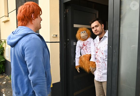 Exclusif - Arnaud Ducret et Jeff  Panacloc - Tournage de la fiction inédite "Arnaud Ducret dans tous ses états" - Séquence  BPI / "Bas Potentiel Intellectuel" - Diffusion sur TF1 le 16 août  - à Arceuil, France, le 12 mai 2022.
TF1 offre à ses téléspectateurs une soirée événementielle autour d’un artiste : une carte blanche à Arnaud Ducret qui a imaginé et conçu ce show avec les équipes de DMLS TV.

Une émission totalement inédite et innovante qui mêle à la fois du one man show et de la fiction dans laquelle les invités se dépassent et nous surprennent.

De nombreuses surprises vont se succéder tout au long du programme, un mélange étonnant et détonnant entre des sketchs sur la scène installée sur les plages du Mourillon à Toulon et des fictions parodiques.
Une soirée familiale, estivale et pleine d’humour à ne surtout pas manquer ! © Guillaume Gaffiot/Bestimage