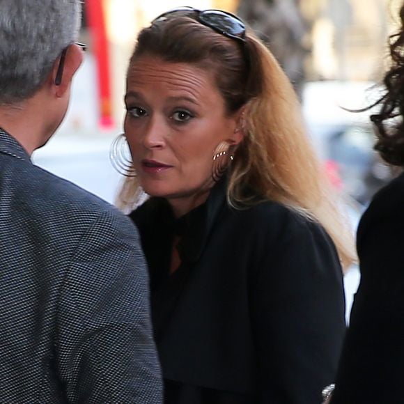 Exclusif - Olivia Grégoire se rend à la remise des prix de la société Catalane à Barcelone ou son nouveau compagnon Manuel Valls sera primé le 23 avril 2018.