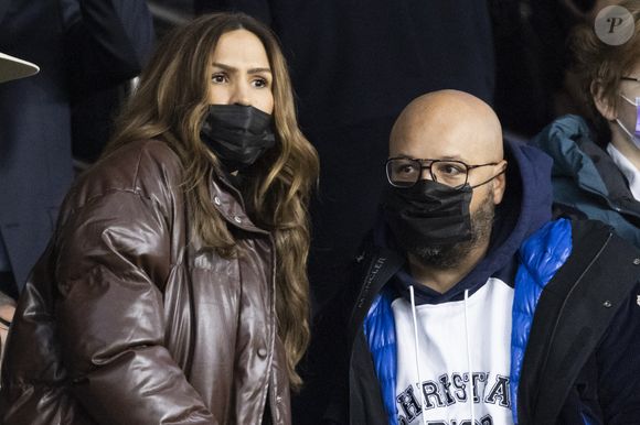 Vitaa et son mari Hicham Bendaoud au match de Ligue 1 Uber Eats "PSG contre Monaco (2-0)" au Parc des Princes à Paris le 12 décembre 2021.

© Cyril Moreau/Bestimage