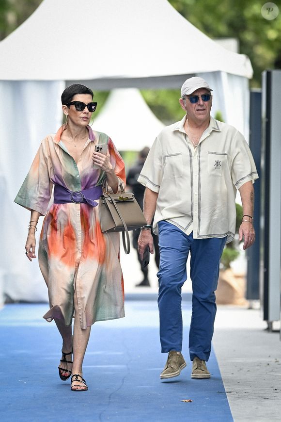 Cristina Cordula et son mari Frédéric Cassin à l'espace VIP au Longines Paris Eiffel Jumping au pied de la Tour Eiffel sur le Champ-de-Mars à Paris, France, le 21 juin 2025.

© Perusseau-Veeren/Bestimage