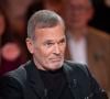 “Elle a traversé la vie en disant ‘il plaisante, il plaisante’. Elle s’excuse presque en permanence, mes amis et mes enfants aussi” 

Exclusif - Laurent Baffie lors de l'enregistrement de l'émission "Famille je vous aime" présentée par Michel Drucker et qui sera diffusée le vendredi 29 mai sur France 3, à Paris, France, le 4 décembre 2025. © Gaffiot-Perusseau/Bestimage