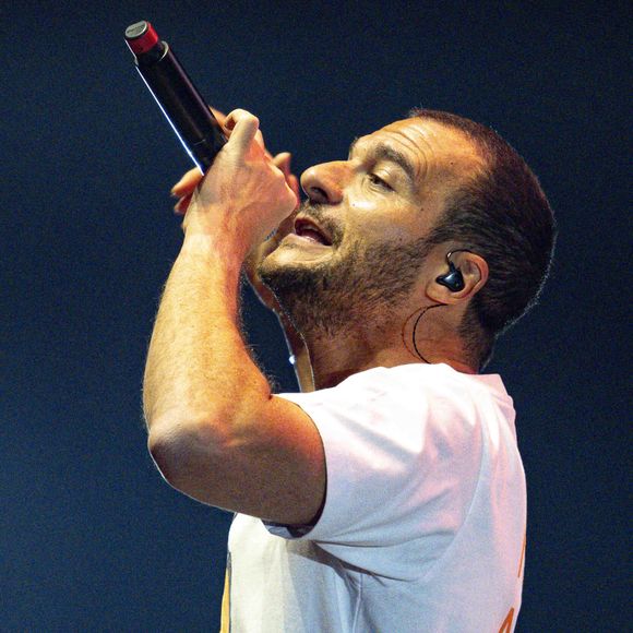 "Bienvenue dans ce monde Nuri, que mon amour soit le vent qui nourrira ta flamme sans jamais l’étouffer. Je te dois déjà tout", peut-on lire en légende. Un prénom qui signifie "lumière" en hébreu.

Amir - Les artistes se produisent lors du concert "Scoop Live" de Radio Scoop à la LDLC Arena de Décines près de Lyon, le 25 février 2025. 
© Sandrine Thesillat / PsnewZ / Bestimage