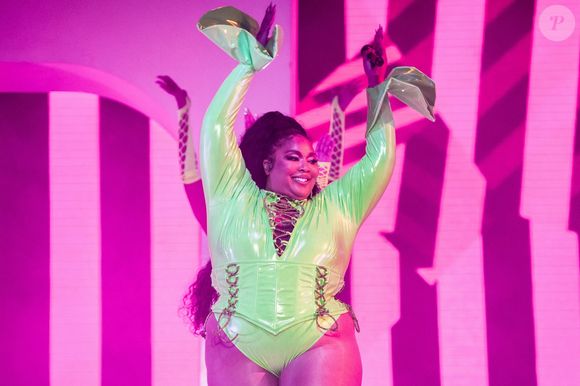 Lizzo - Les artistes sur la scène du "Outside Lands Music and Arts Festival" à San Francisco, le 30 octobre 2021. 

 Backgrid USA / Bestimage