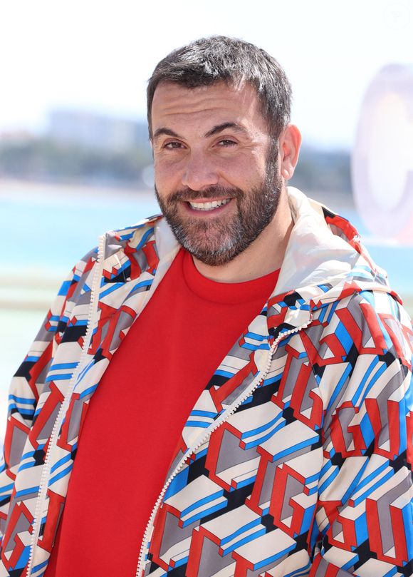 Le mois d’avril a été particulièrement dynamique, notamment sur les emplacements classiques. 

Laurent Ournac lors du photo call de ''Camping paradis'  sur la plage du Majestic lors de la 7eme saison de 'CanneSeries' à Cannes le 6 Avril 2024 

Denis Guignebourg/BestImage