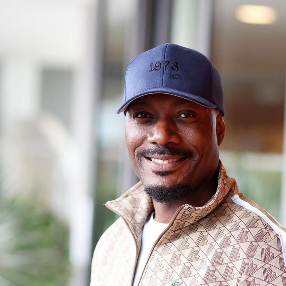 Harry Roselmack - Les célébrités au village lors des Internationaux de France de tennis de Roland Garros 2024 à Paris. Le 29 mai 2024. © Jacovides-Moreau / Bestimage