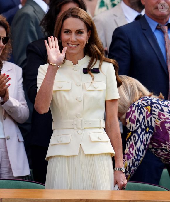 La princesse de Galles était à un match de l'Angleterre à la Coupe du monde de rugby féminin

La princesse de Galles dans la loge royale le treizième jour des championnats de Wimbledon 2025 au All England Lawn Tennis and Croquet Club, Londres, Royaume-Uni, le 12 juillet 2025. Photo by John Walton/PA Wire/ABACAPRESS.COM