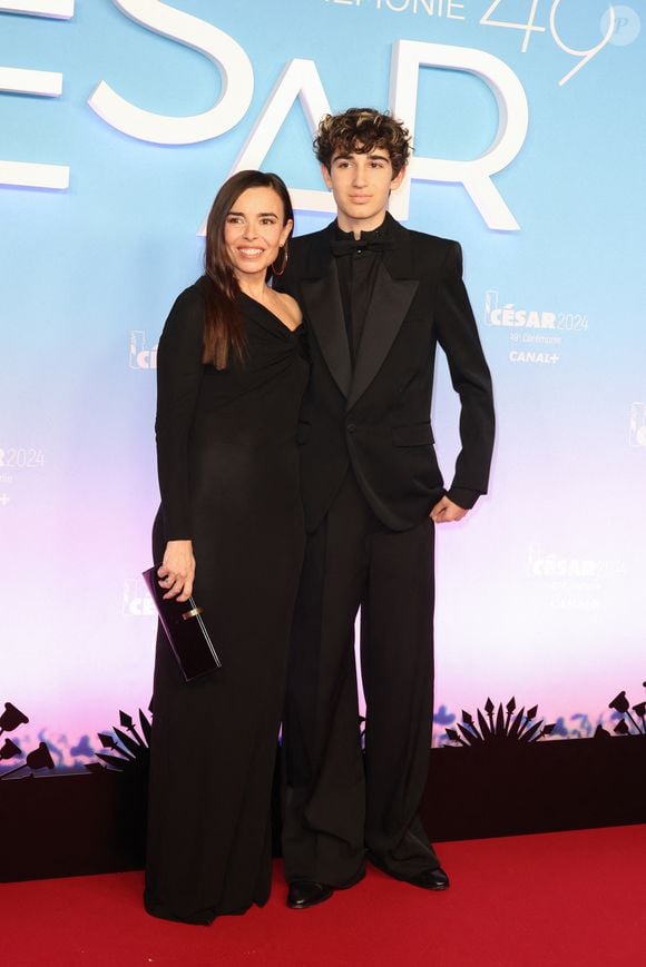 Elodie Bouchez et son fils Roxan - Photocall de la 49ème édition de la cérémonie des César à l'Olympia à Paris le 23 février 2024 © Dominique Jacovides / Olivier Borde / Bestimage