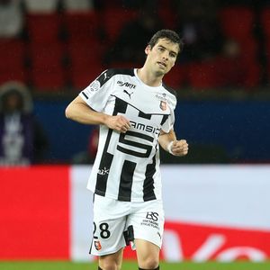 Yoann Gourcuff - People au match de football "PSG - Rennes" au Parc des Princes à Paris. Le 29 avril 2016
© Cyril Moreau / Bestimage