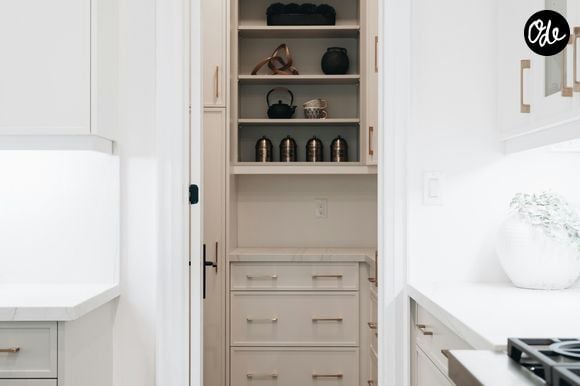 Une solution pour avoir une maison ordonnée

©Unsplash -  Franco Debartolo