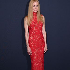 Nicole Kidman lors de la remise des prix Kering Women in Motion, dans le cadre du 78ème Festival de Cannes, Place de la Castre. Crédit : Doug Peters/EMPICS