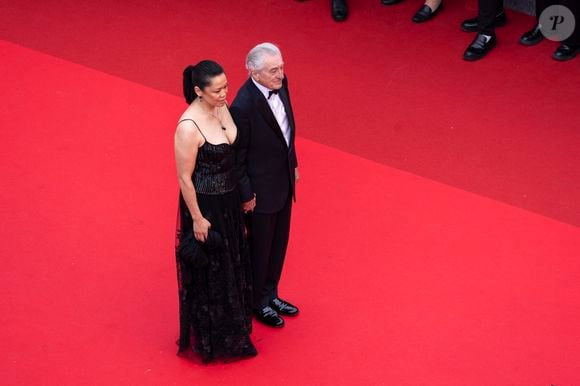 Tiffany Chen et son compagnon Robert de Niro - Montée des marches du film " Partir un jour " pour la cérémonie d'ouverture du 78ème Festival International du Film de Cannes, au Palais des Festivals à Cannes. Le 13 mai 2025
© Olivier Borde / Bestimage
