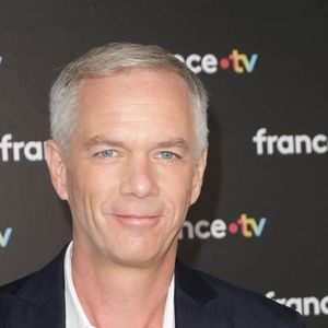 Julien Arnaud au photocall de la conférence de presse de rentrée de France Télévisions à Paris, France, le 4 septembre 2024. © Coadic Guirec/Bestimage
