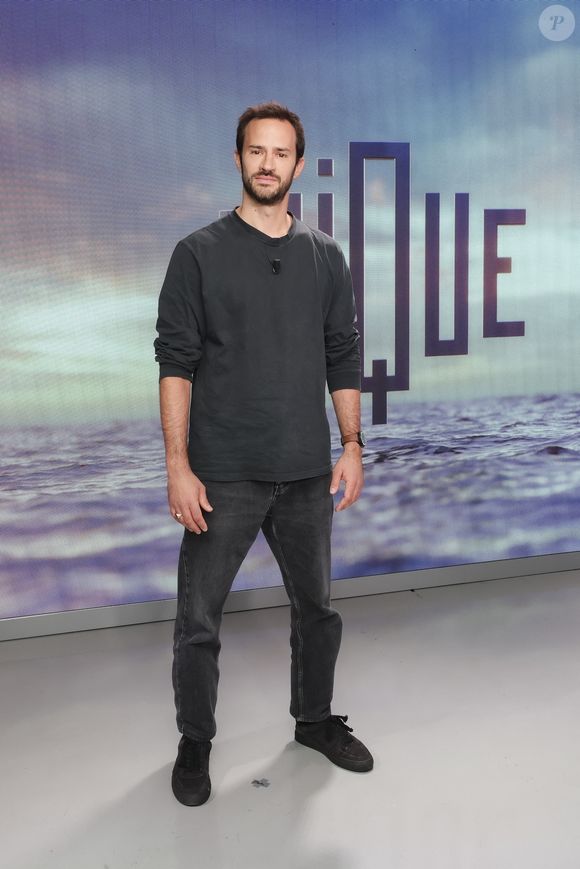 Exclusif -  Alexandre Mulliez, sur le plateau de  Clique présenté par M.Achour, et diffusé sur Canal + le 08 octobre 2025, Paris, France, le 30 septembre 2025. © Jack Tribeca / Bestimage