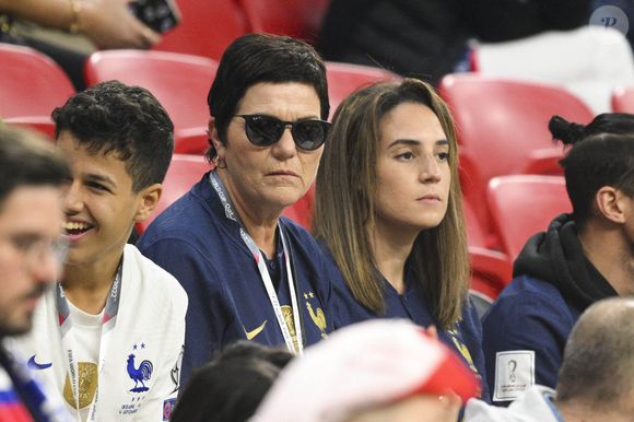 Véronique Rabiot en tribune du match de football de quart de finale opposant la France à l’Angleterre lors de la coupe du Monde (FIFA 2022) au stade Al Bayt à Al Khor au Qatar, le 10 décembre 2022.

© Jean-Baptiste Autissier/Panoramic/Bestimage