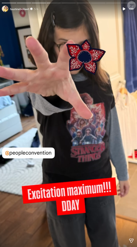 Faustine Bollaert avec ses enfants Abbie et Peter à la People Convention pour rencontrer les stars de "Stranger Things" à au Parc des expositions de Villepinte à Paris le dimanche 29 mars 2026.
