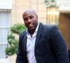 Le champion applique une règle simple : il cherche à capitaliser chaque euro qu’il gagne.

Teddy Riner - Arrivées des personnalités au dîner d’État en l’honneur du président brésilien et de sa femme au palais présidentiel de l’Élysée à Paris le 5 juin 2025. © Jacovides / Moreau / Bestimage