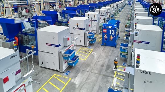 Le groupe LEGO inaugure son premier centre d'innovation dédié à la fabrication au campus Kornmarken à Billund, au Danemark, le 24 juin 2026. © LEGO via Bestimage