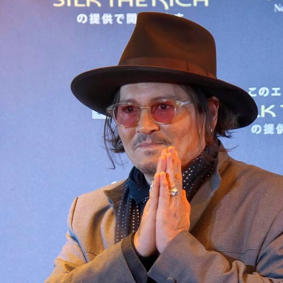 Johnny Depp donne une conférence de presse pour son exposition "A Bunch of Stuff" à Tokyo (Japon), le 27 novembre 2025.

Action Press / Bestimage