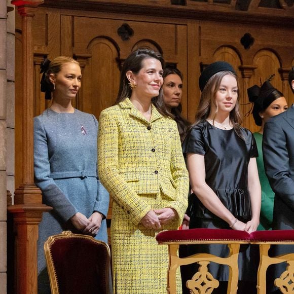 Beatrice Borromeo, Charlotte Casiraghi, la princesse Alexandra de Hanovre lors de la messe en la cathédrale Notre-Dame-immaculée de Monaco le jour de la fête nationale à Monaco le 19 novembre 2025.

© Olivier Huitel / Pool Monaco / Bestimage