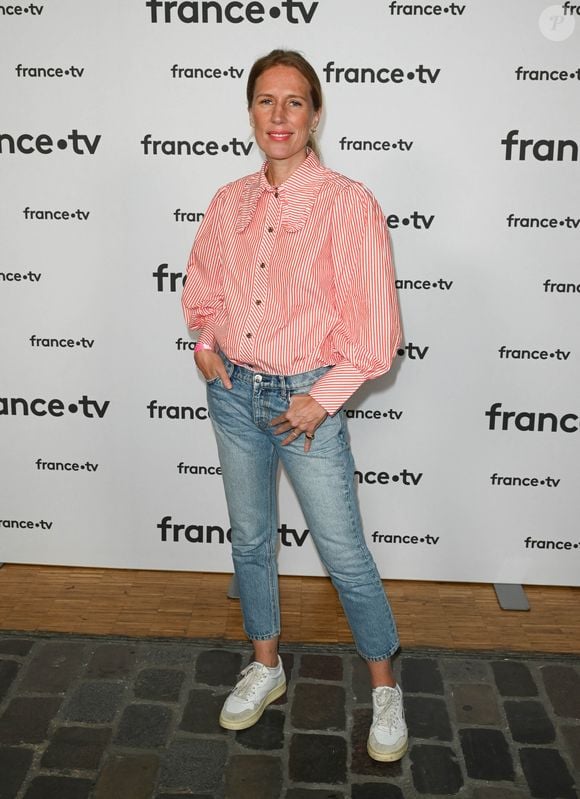 Agathe Lecaron au photocall pour la conférence de presse de rentrée de France TV à la Grande Halle de la Villette à Paris, France, le 6 juillet 2022. © Coadic Guirec/Bestimage