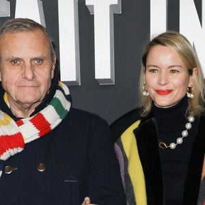 Un contraste avec les deux tenues colorées de Jean-Charles de Castelbajac et sa jeune femme.

Jean-Charles de Castelbajac et sa femme Pauline de Drouas à l'avant-première du film "Un parfait inconnu" au Grand Rex, le 15 janvier 2025. © Coadic Guirec/Bestimage