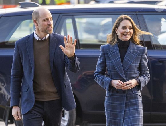 Le prince William (Le prince William, prince de Galles), prince de Galles et Catherine, princesse de Galles (Catherine "Kate" Middleton, princesse de Galles) visitent Radical Weavers, un atelier de tissage à la main et une organisation caritative indépendante au cœur de Stirling, en Écosse. © Backgrid UK/ Bestimage
