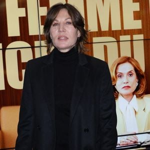 Mathilde Seigner - Avant-première du film "La femme la plus riche du monde" au cinéma UGC Ciné Cité Les Halles à Paris le 21 octobre 2025. © Coadic Guirec/Bestimage