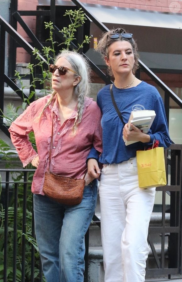 Patti Smith et sa fille Jesse à New York
©Backgrid USA / Bestimage