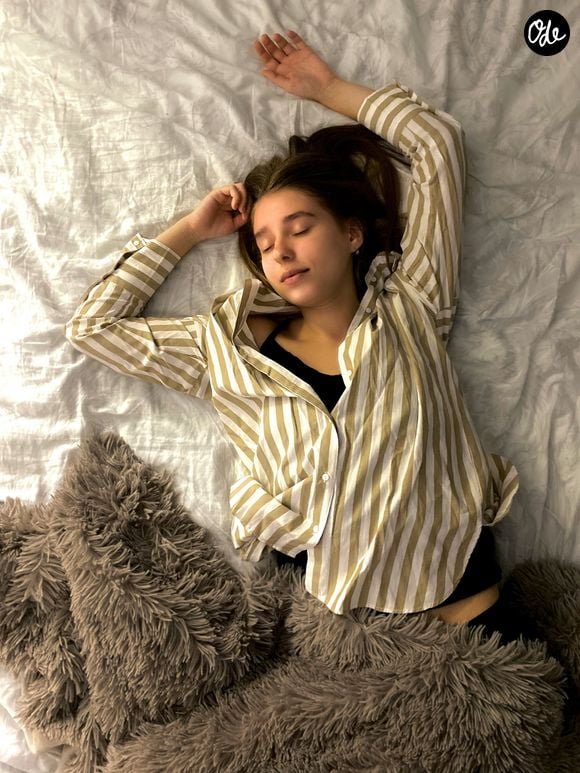 Pour beaucoup, cette habitude apporte un sentiment de contrôle, de réconfort et de sécurité au moment du coucher.

Photo : MILAN GAZIEV