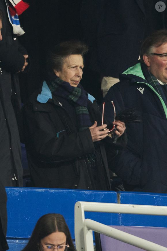 La princesse Anne en tribunes lors du match du Tournoi des Six Nations opposant la France à l'Écosse (35-16) au Stade de France à Saint-Denis, Seine Saint-Denis, France, le 15 mars 2025. © Christian Liewig/Bestimage