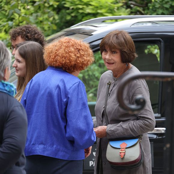 Exclusif - Macha Meril aux obsèques de sa soeur la princesse Hélène Gagarine en la cathédrale Saint-Alexandre-Nevsky, à Paris, France, le 20 août 2025. © Denis Guignebourg/Bestimage