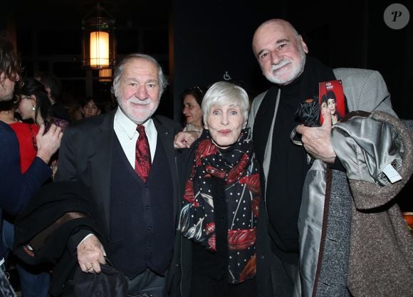 Exclusif - Pierre Santini, Nicole Croisille et Guilhem Pellegrin - Cocktail à l'issue de la générale de la pièce "Les gens de Bilbao naissent où ils veulent" au théâtre Marigny à Paris le 19 Novembre 2024. © Bertrand Rindoff / Bestimage