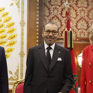Le président de la République française Emmanuel Macron et le roi Mohammed VI lors de leur entretien au palais royal à Rabat, le 28 octobre 2024.  © Ludovic Marin / Pool / Bestimage