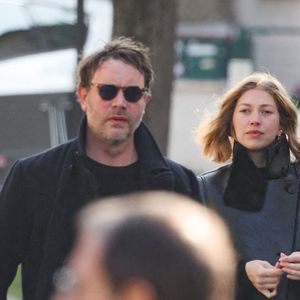 Yaniss Lespert - Arrivées aux obsèques de Bruno Salomone en l'église Sainte-Anne de Polangis de Joinville-le-Pont (Val-de-Marne) le 23 mars 2026. © Cyril Moreau - Dominique Jacovides / Bestimage